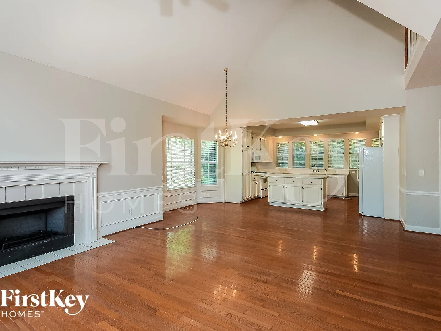 3 bed, 2.5 bath, 2781 sqft, $2,345 — Photo 3