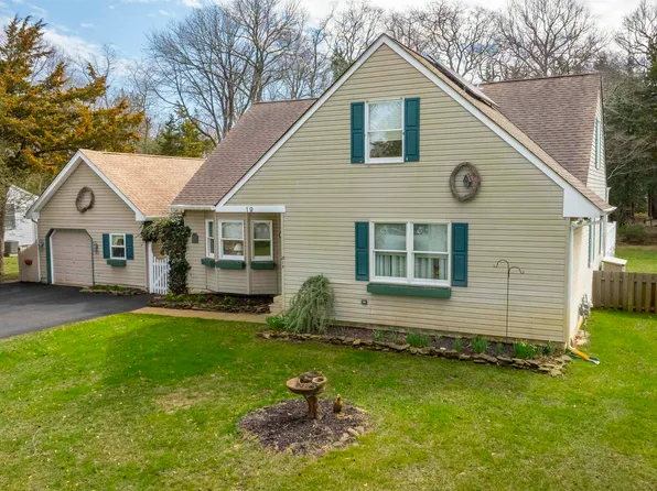 19 Lomurno Ln, Cape May Court House, NJ 08210