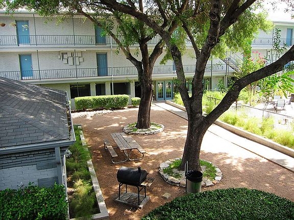 4th image of 2601 Penny Lane 1 #Abb-108