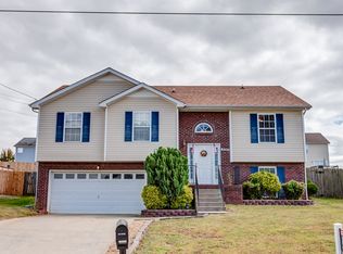 3397 Summerfield Dr, Clarksville, TN