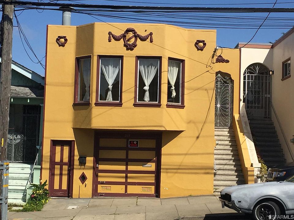 1st image of 215 Evergreen Ave