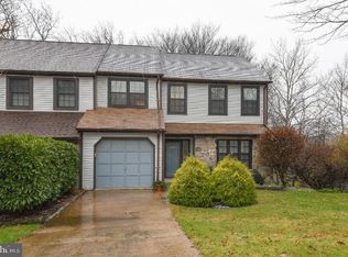 8618 Trumbauer Dr, Glenside, PA 19038