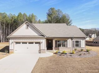3181 Bentley Farms Dr, Loganville, GA 30052