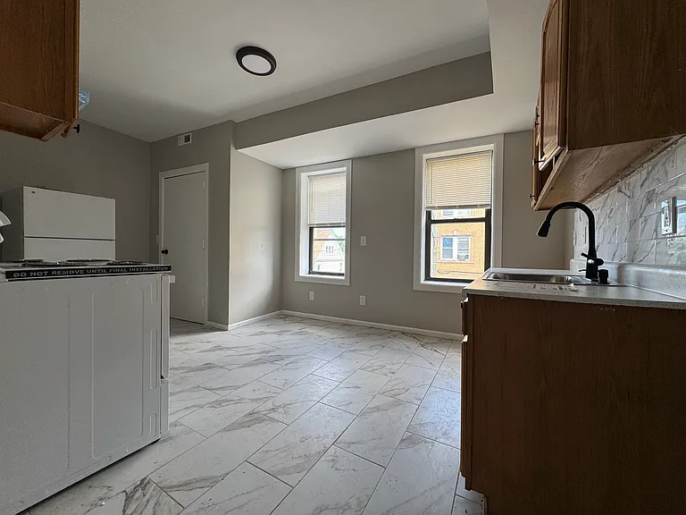 1071-F3 Pembroke St #B2 — Photo 6