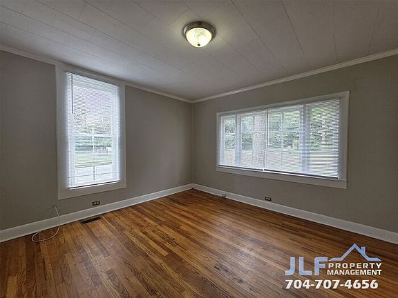 5th image of 628 E Lafayette St