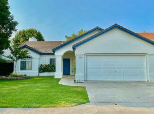 2123 E Brandon Ln, Fresno, CA 93720