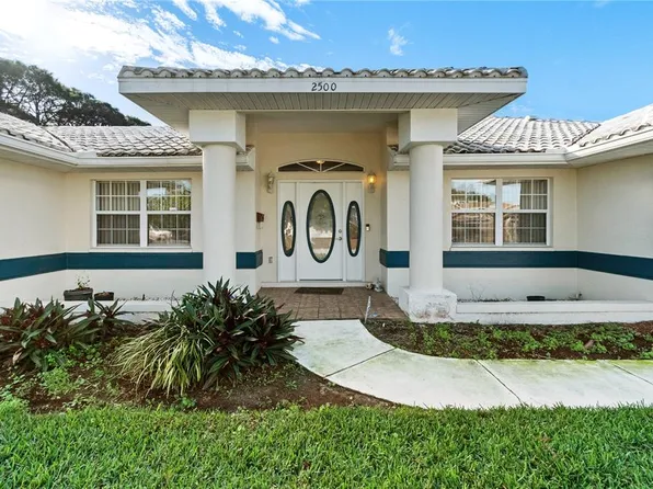 2500 62nd Ave S, Saint Petersburg, FL 33712