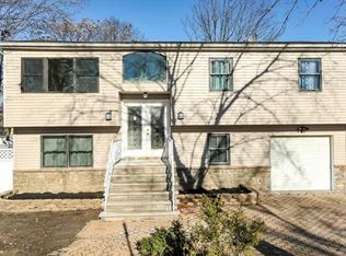 2 Moak Dr, Hazlet, NJ 07730