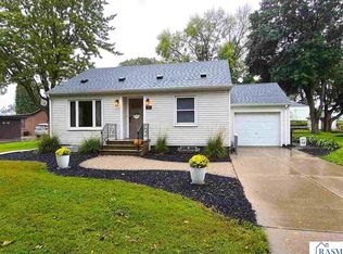 307 Rice St NW, Sleepy Eye, MN 56085