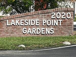 4th image of 2020 Lake Osborne Drive #10