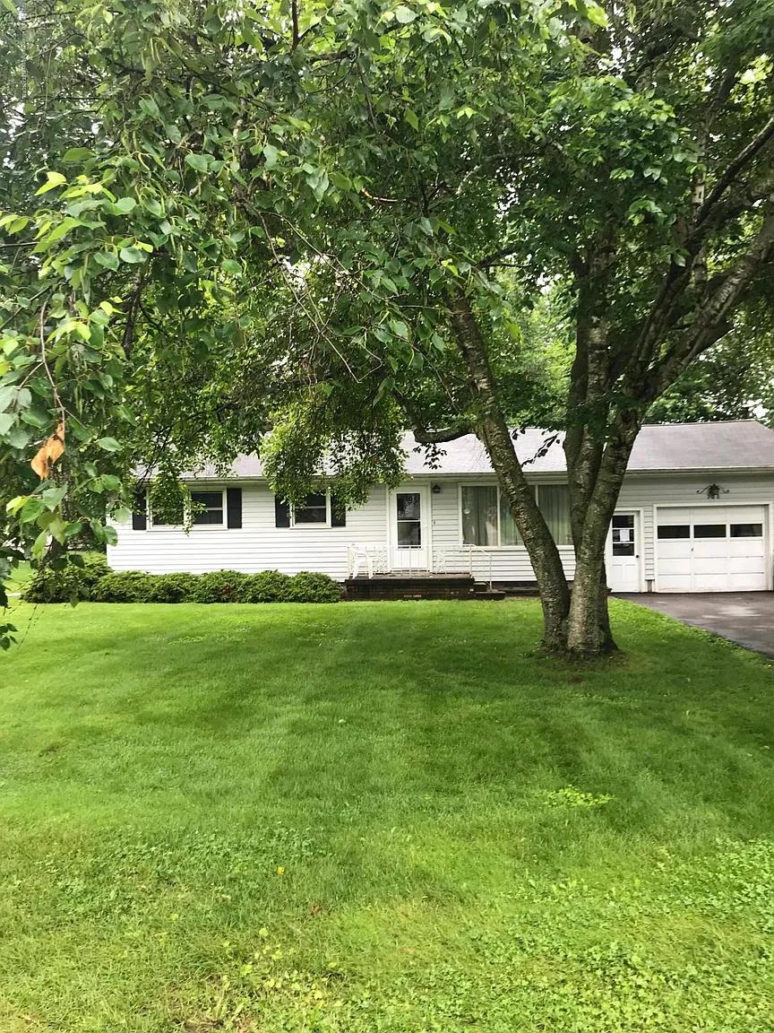708 Cumberland Dr photo 1