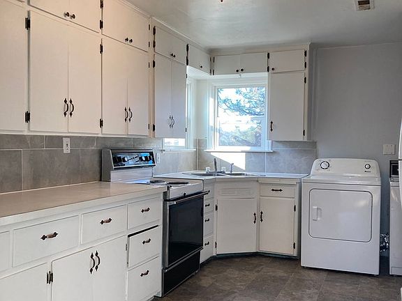 2nd image of 2423 E Dalke Ave APT A