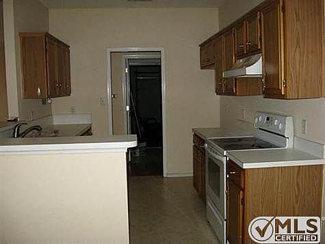 2nd image of 3421 Mayflower Ct