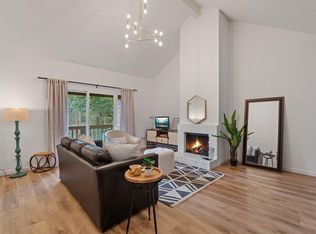 2100 Tanglewilde St APT 422, Houston, TX 77063