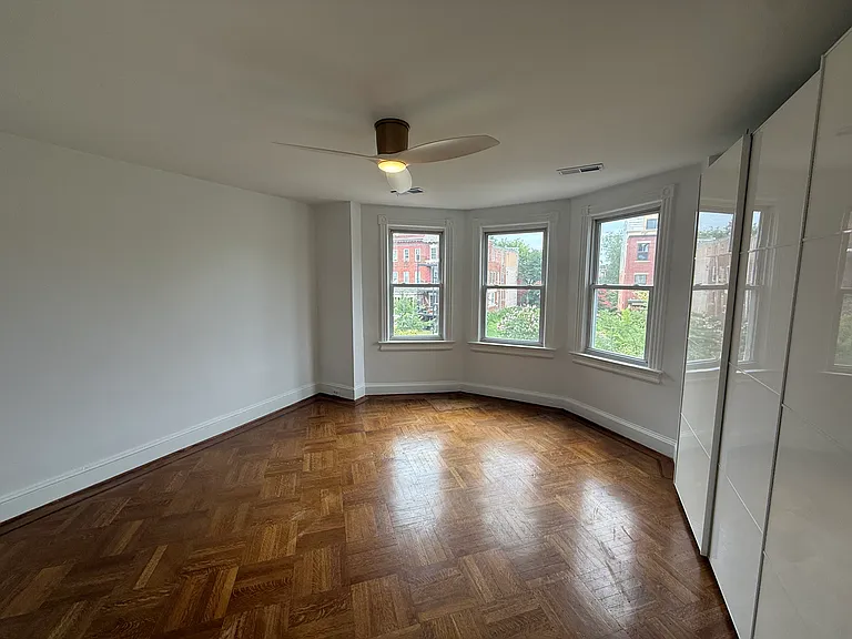 1318 Girard St NW — Photo 23