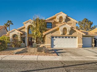 9532 Cliff View Way, Las Vegas, NV 89117