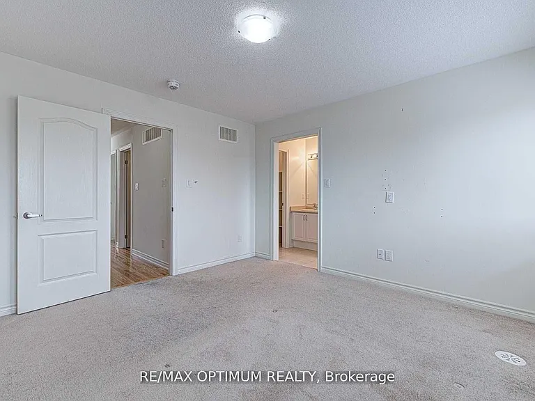 11 Autumnwood Ave #6 — Photo 17