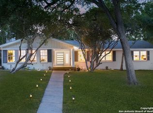 927 Eventide Dr, Terrell Hills, TX 78209