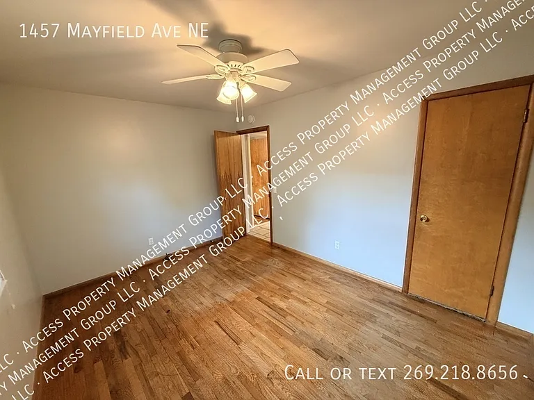 1457 Mayfield Ave NE — Photo 19