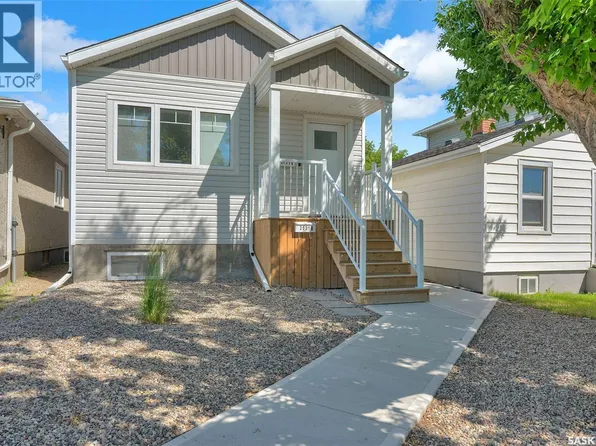 2031 Francis St, Regina, SK S4N 2P2
