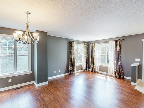 3rd image of 149 Cranford Dr SE