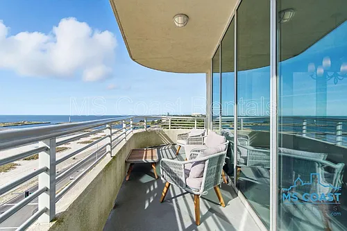 2060 Beach Blvd #604 Photo 1