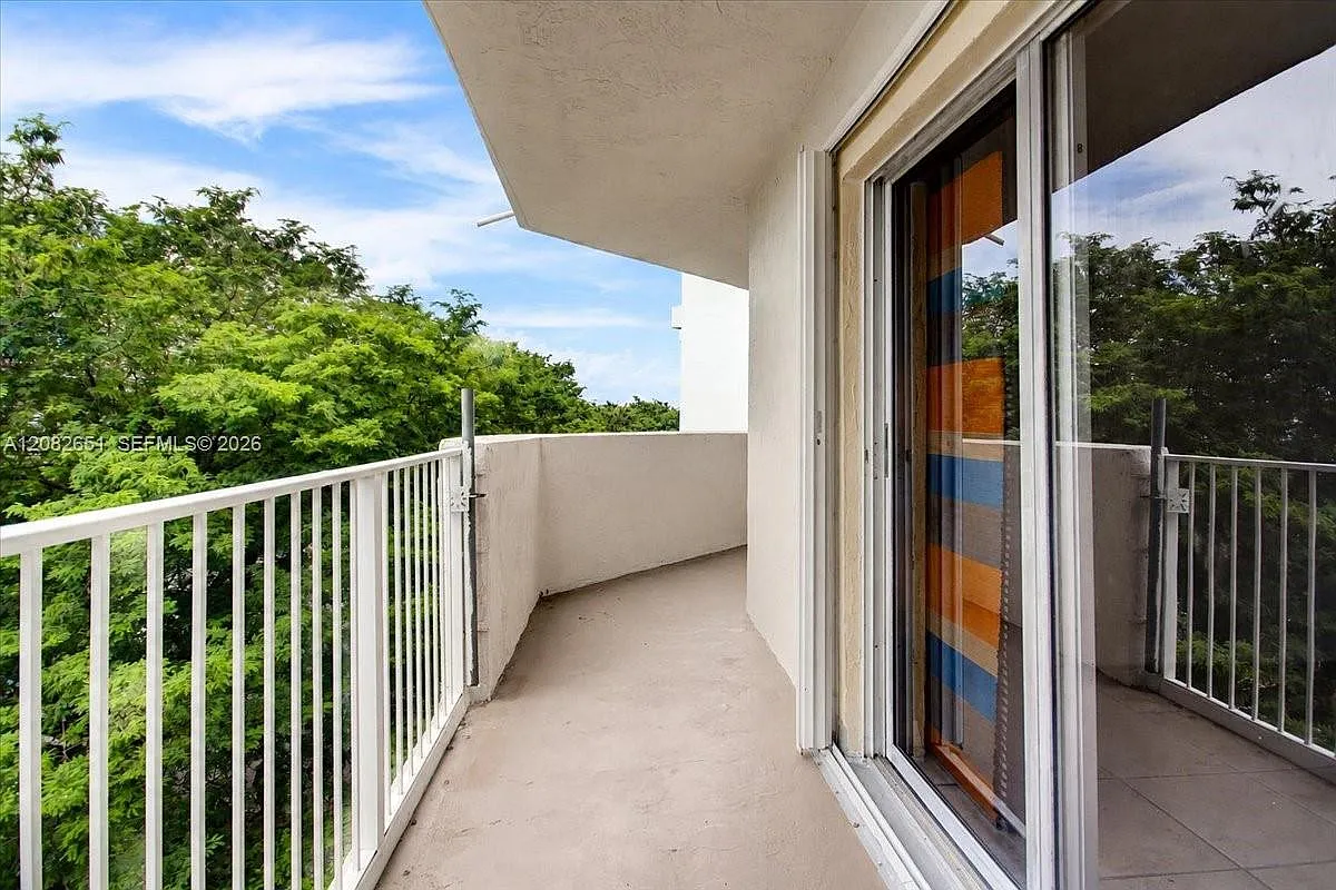 The Normandy Condo — Photo 4