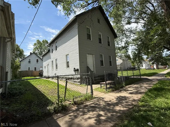 4217 Hyde Ave, Cleveland, OH 44109