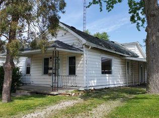 824 E Water St, Portland, IN 47371