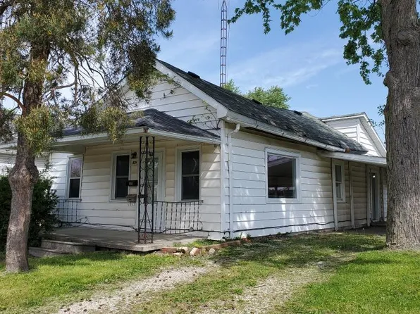 824 E Water St, Portland, IN 47371