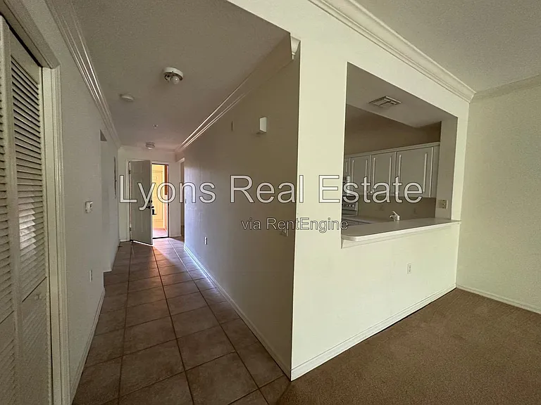 8341 Whiskey Preserve Cir #522 — Photo 6