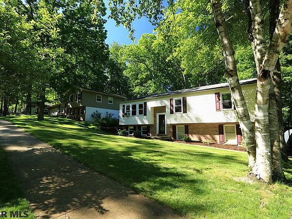 3rd image of 206 Oakley Dr