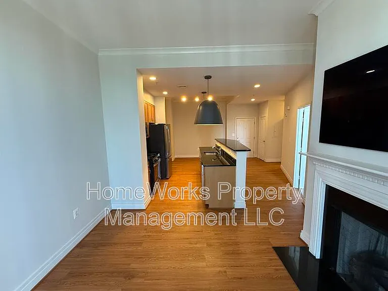 414 Water St #3109 — Photo 10