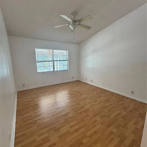 427 Greenfield Rd — Photo 8