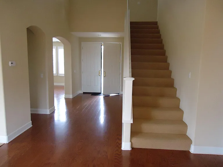 4992 Beach Wood Ct — Photo 3