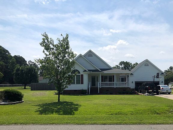 2nd image of 204 Buck Run Dr