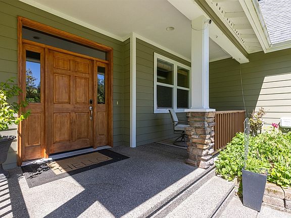 4th image of 4975 E 12th Drive
