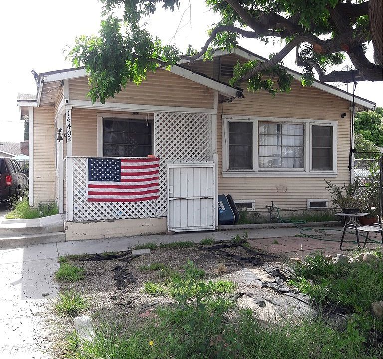 1st image of 14402 Olive St