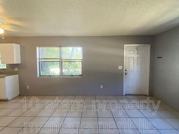 3rd image of 2400 26th St S