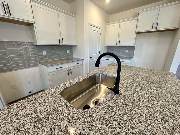 2nd image of 3025 Gadwall Dr. Lot 51 Courtland II
