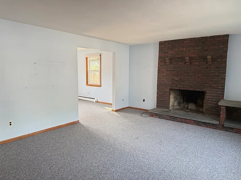 27-29 Normandy Ave #1 — Photo 4