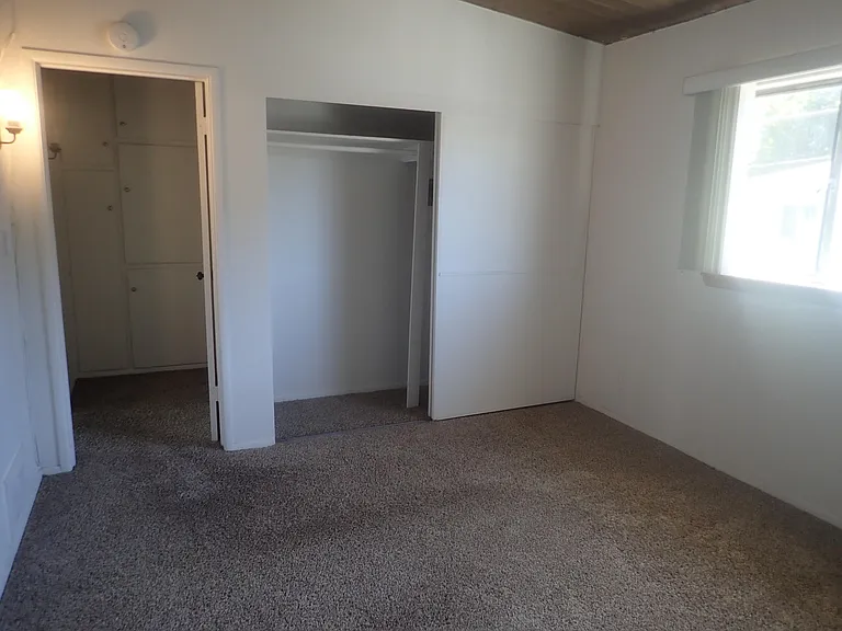 605 Kentia Ave #4 — Photo 7
