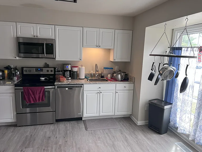 14856 Swallow Ct — Photo 6