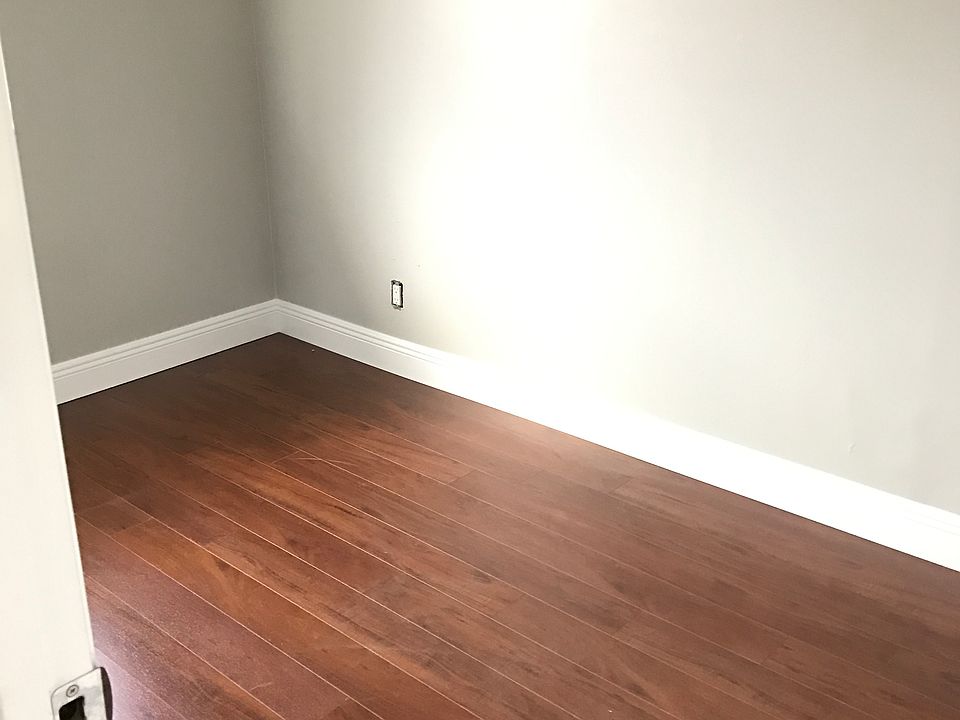 2nd image of 1265 Sussex Dr