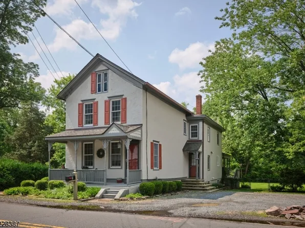 9 Risler St, Stockton Boro, NJ 08559