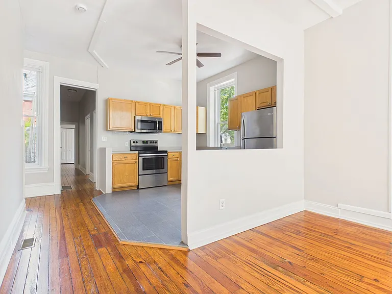 206 Kelker St — Photo 6