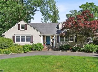 16 Fairview Ter, Maplewood, NJ 07040