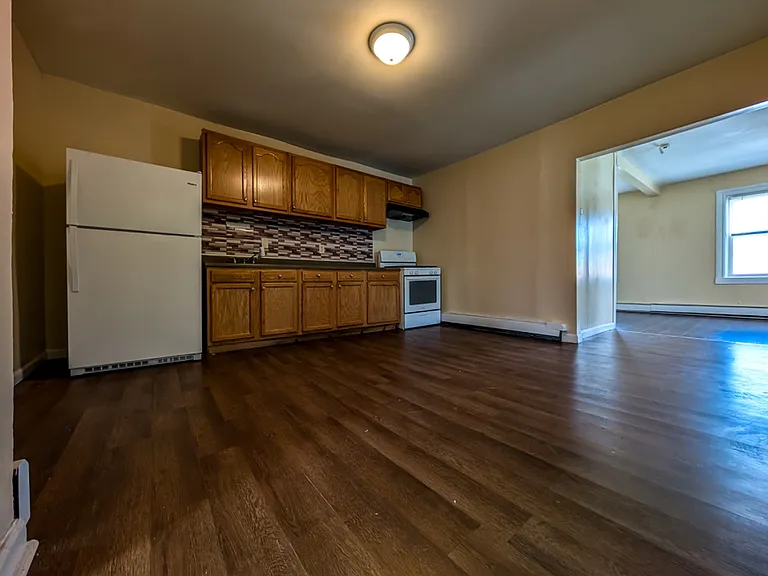278 Sayles St #2 — Photo 14