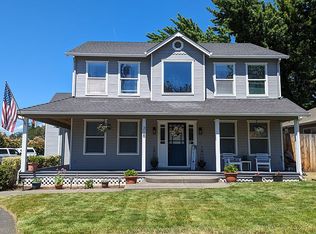 318 N Barneburg Rd, Medford, OR 97504