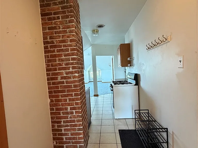 1005 Elmwood Ave #3 — Photo 5